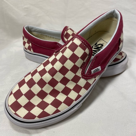 Vans Shoes - Maroon checker Vans